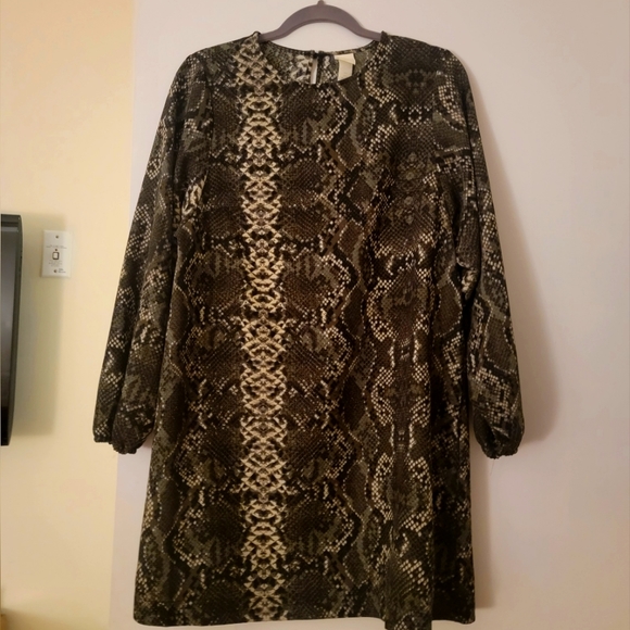 H&M Snake Skin Mini Dress - Picture 1 of 2